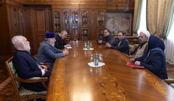 Ամենայն Հայոց Կաթողիկոսը ընդունել է «Էսրա» միջազգային հիմնադրամի նախագահին