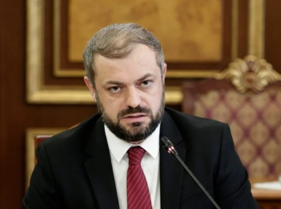 Էկոնոմիկայի նախարարությունը հերքել է լուրը, թե Գևորգ Պապոյանը ռուսական կողմին խնդրել է իրեն հնարավորություն տալ մասնակցել Եկատերինբուրգի առևտրատնտեսական ֆորումին