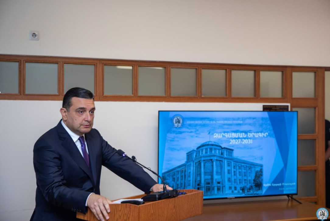 ԵՊԲՀ ռեկտորի պաշտոնում վերընտրվել է Արմեն Մուրադյանը