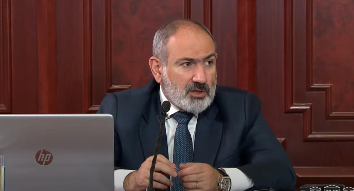 Չգիտեմ այդ բառն ինչքանով է հասկանալի․ Օնիկ Գասպարյանը Ջալալ Հարությունյանին ասել է՝ «տես, աչքդ ուտում ա՞», նա ասել է՝ այո․ Փաշինյանը՝ Լելե-Թեփեի օպերացիայի մասին