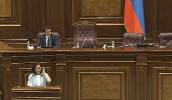 Չստիպեք անվանական ասեմ՝ ովքեր լռություն չեն պահպանում. Հակոբ Արշակյանը բարկացավ