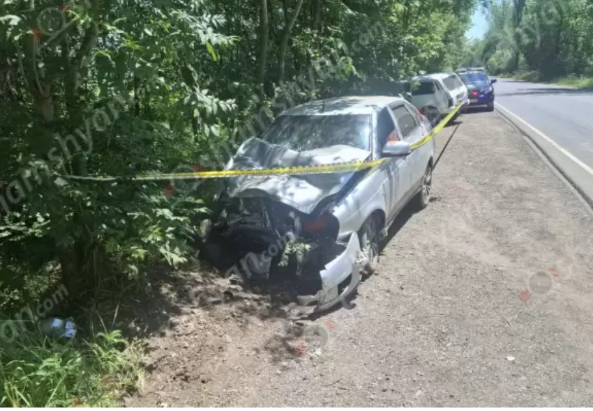 Ստեփանավանում բախվել են «ՎԱԶ 2121»-ը և «Lada Priora»-ն․ կան վիրավորներ