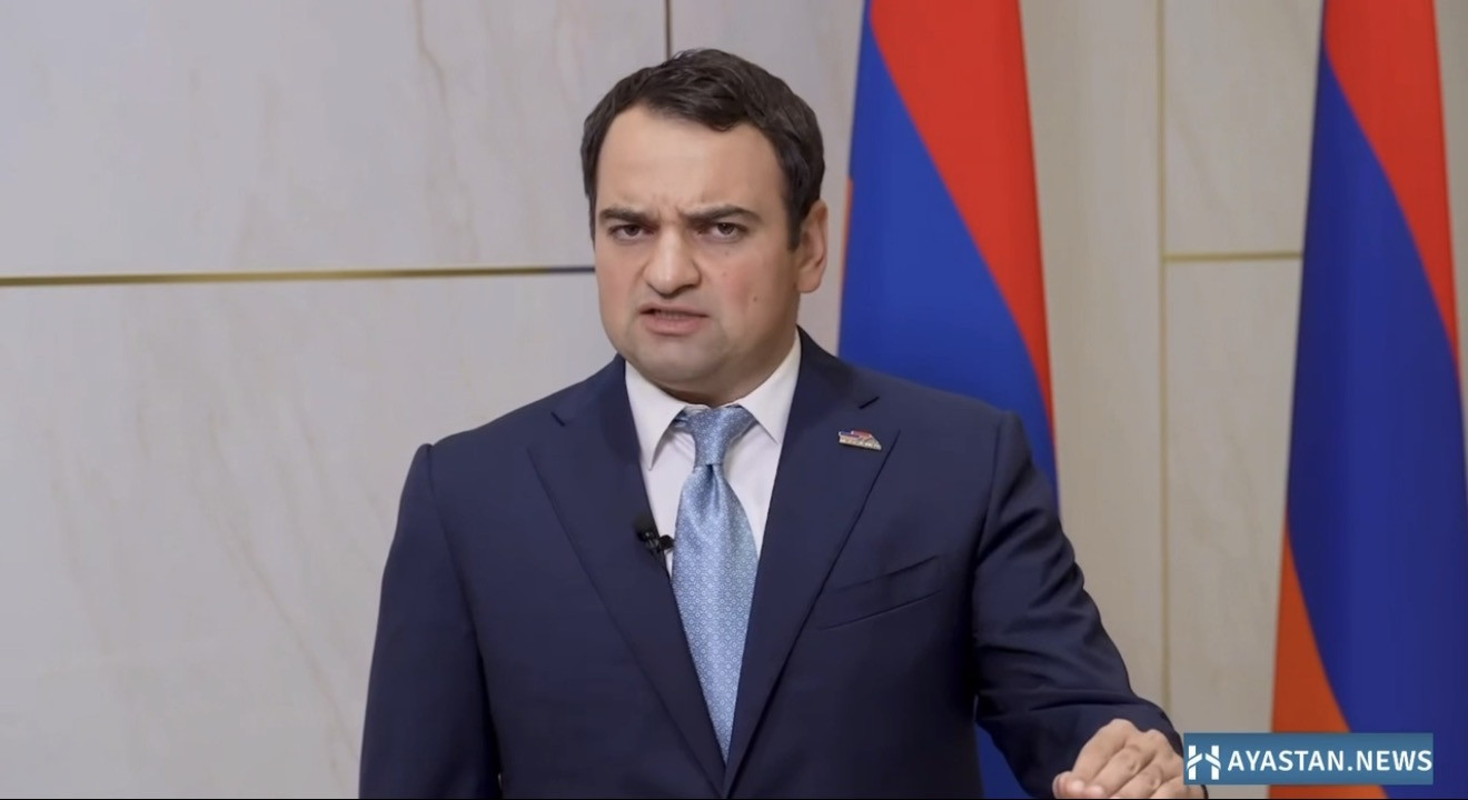 Ճիշտը մանդատը վերցնելն է. ի՞նչ տարբերակներ են քննարկել «Ուժեղ Հայաստանում» (տեսանյութ)