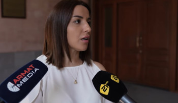 Այս պահին «Armat Media»-ի աշխատակիցները դեռ ՔԿ-ում են. 9 անձ վկայի կարգավիճակով հարցաքննության է հրավիրված. խմբագիր