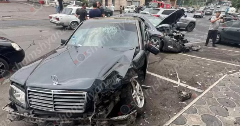 Երևանում բախվել են «Mercedes»-ը, «Chevrolet»-ը, «Kia»-ն և «Toyota»-ն. կա 3 վիրավոր