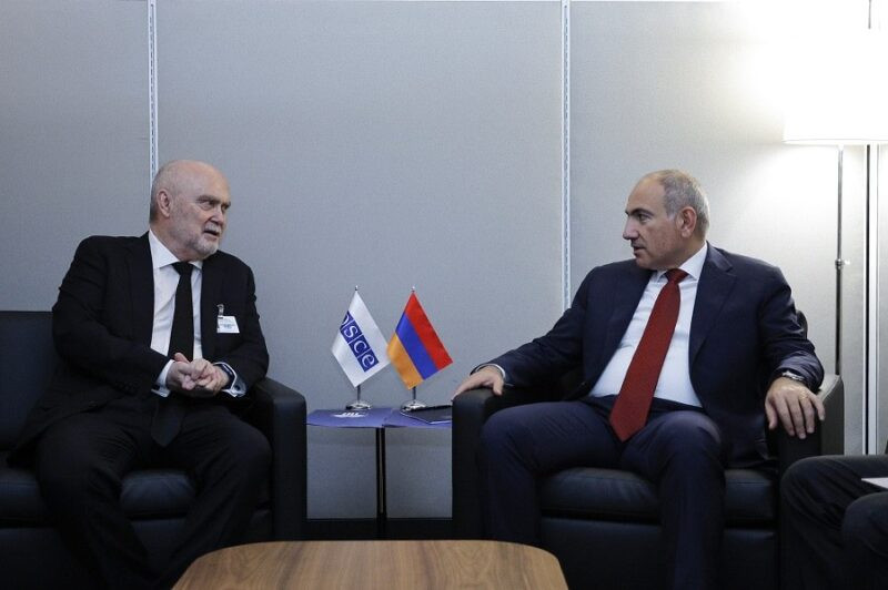 ԵԱՀԿ գլխավոր քարտուղար Ֆերիդուն Սինիրլիօղլուն անկեղծ խոստովանություն է արել՝ մտածելով, թե զրուցում է Փաշինյանի հետ