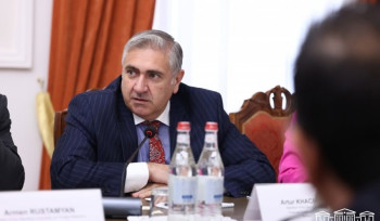 Ադրբեջանում լայնածավալ զորավարժություններ են, Հայաստանում գլխ․ շտաբի պետը զեկուցում է N զորամասում նոր ճաշարան բացելու վերաբերյալ․ Արթուր Խաչատրյան