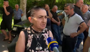 «Մուլտի սթոուն»-ի աշխատակիցները պահանջում են բացել կապարակնքված աշխատավայրը. ուղիղ
