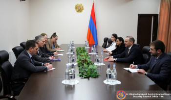 ԱԽ քարտուղար Արմեն Գրիգորյանն ընդունել է ԵԱՀԿ Մինսկի խմբի ամերիկացի համանախագահ Լուի  Բոնոյին