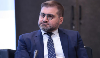 Կառավարությունն անհատույց օգտագործման իրավունքով պետական գույք կհանձնի Արման Բաբաջանյանին պատկանող լրատվական կայքին