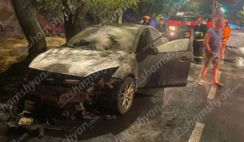 Երևանում ընթացող «Mazda»-ում հրդեհ է բռնկվել․ shamshyan.com