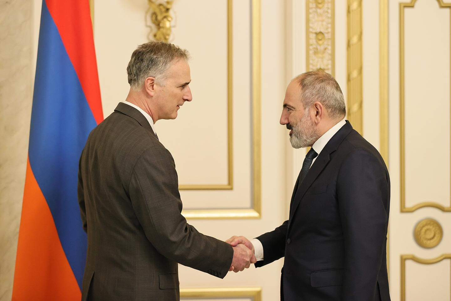 Փաշինյանն ընդունել է Կովկասյան բանակցությունների հարցերով ավագ խորհրդական, ԵԱՀԿ Մինսկի խմբի ամերիկացի համանախագահ Լուի Բոնոյին