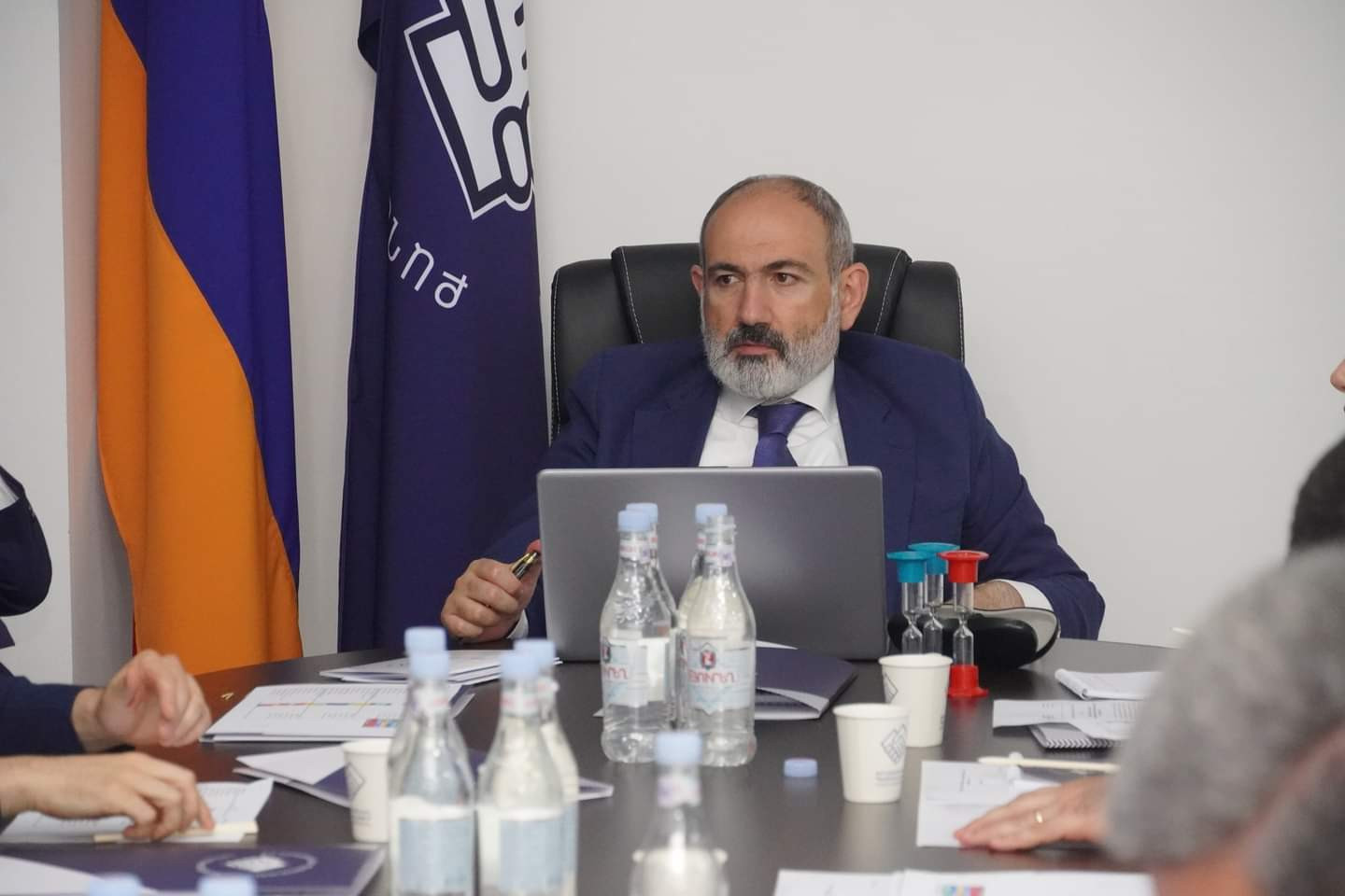 «Քաղաքացիական պայմանագիր»-ը հավաքույթ-դրամահավաք կանցկացնի. Փաշինյանը հրահանգներ է տվել. «Ժողովուրդ»